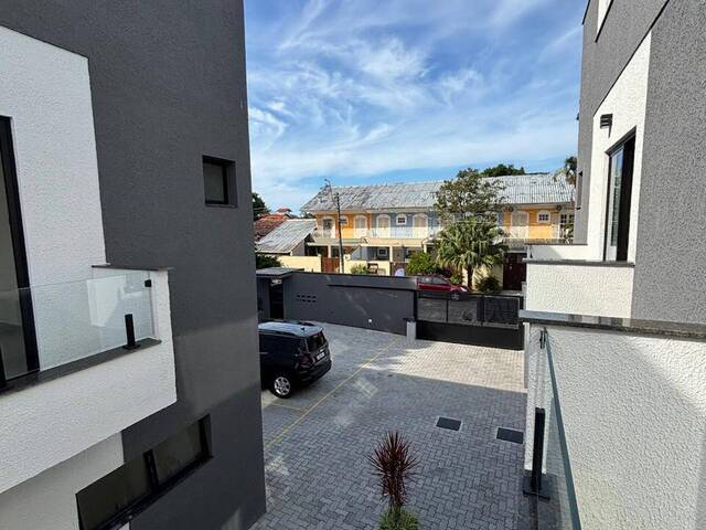 #169 - Casa em condomínio para Venda em Caraguatatuba - SP