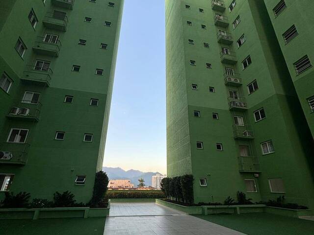 Apartamento para Venda em Caraguatatuba - 4