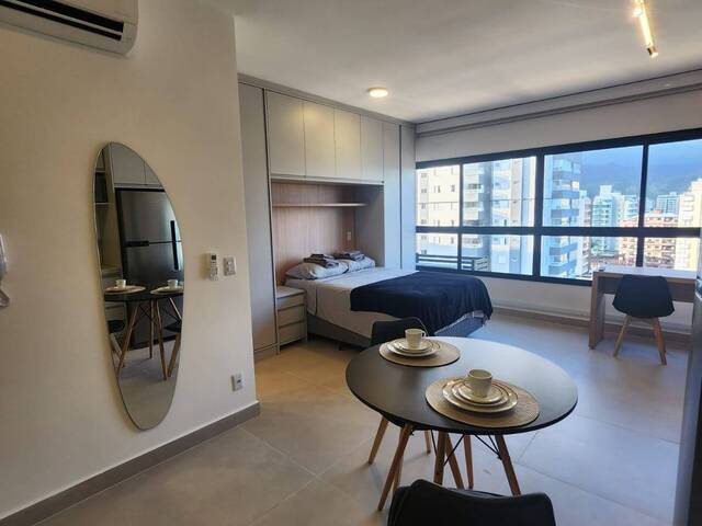 #147 - Apartamento para Venda em Caraguatatuba - SP