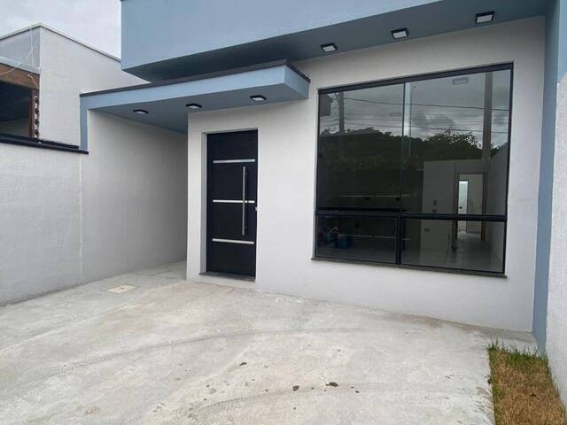 #207 - Casa para Venda em Caraguatatuba - SP
