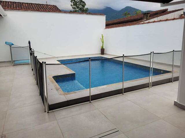 #208 - Casa para Venda em Caraguatatuba - SP
