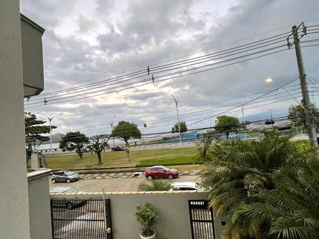 Apartamento para Venda em Caraguatatuba - 5