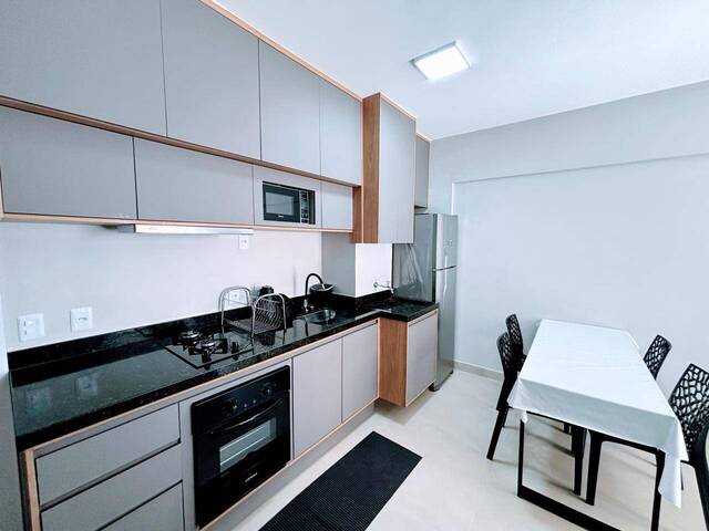 #220 - Apartamento para Venda em Caraguatatuba - SP