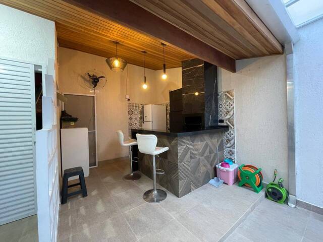 #230 - Casa para Venda em Caraguatatuba - SP