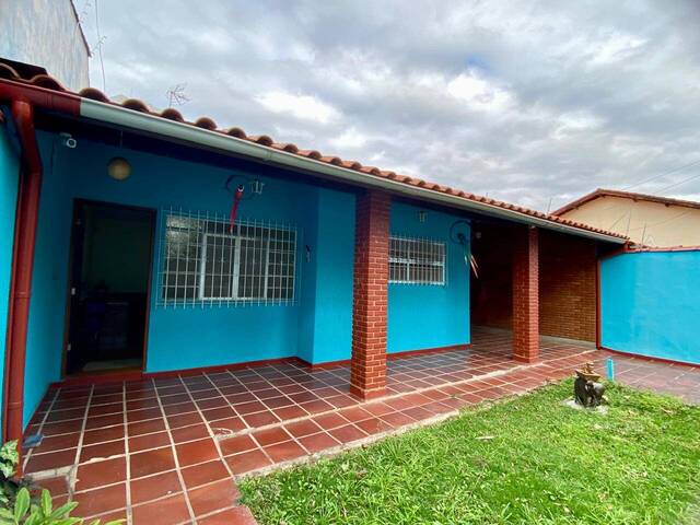 #243 - Casa para Venda em Caraguatatuba - SP