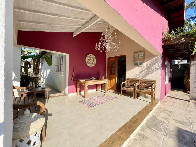 #245 - Casa para Venda em Caraguatatuba - SP