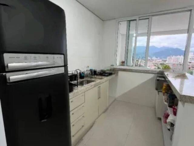 #246 - Apartamento para Venda em Caraguatatuba - SP