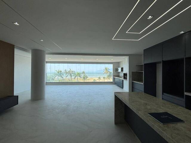 Apartamento para Venda em Caraguatatuba - 4
