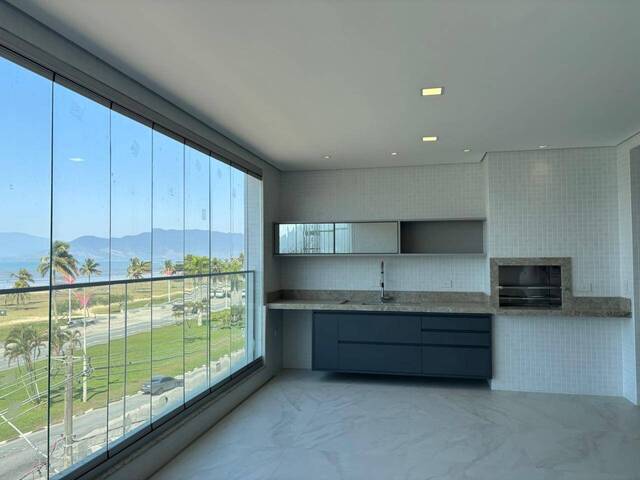 Apartamento para Venda em Caraguatatuba - 5