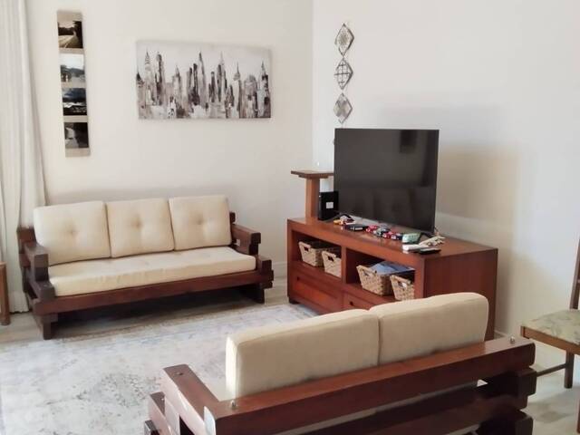 #317 - Casa para Venda em Caraguatatuba - SP