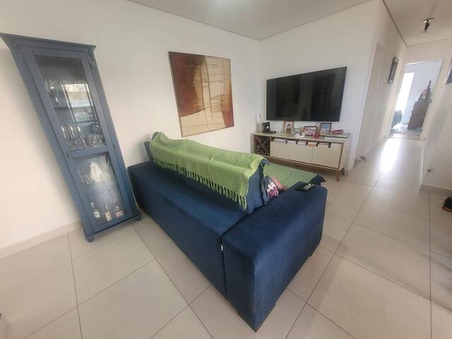 Apartamento para Venda em Caraguatatuba - 3