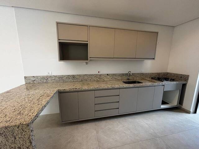 Apartamento para Venda em Caraguatatuba - 4