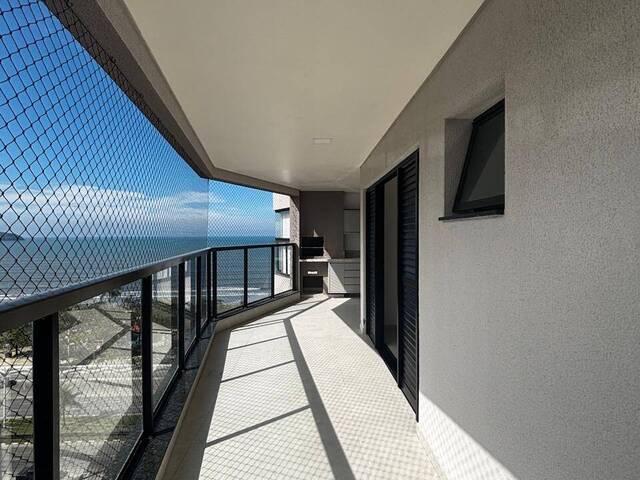#337 - Apartamento para Venda em Caraguatatuba - SP