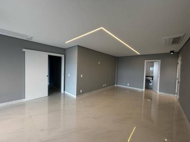 Apartamento para Venda em Caraguatatuba - 5