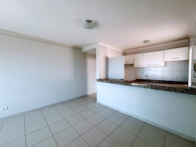 Apartamento para Venda em Caraguatatuba - 4