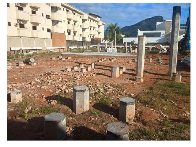 Apartamento para Venda em Caraguatatuba - 4
