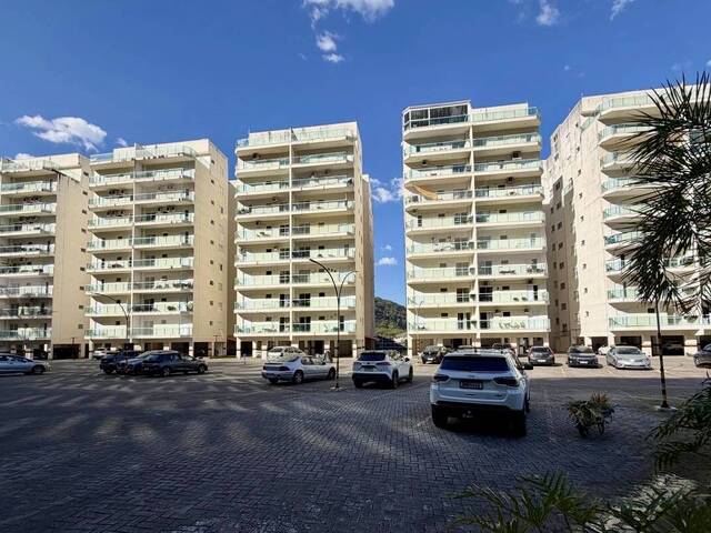 Apartamento para Venda em Caraguatatuba - 2